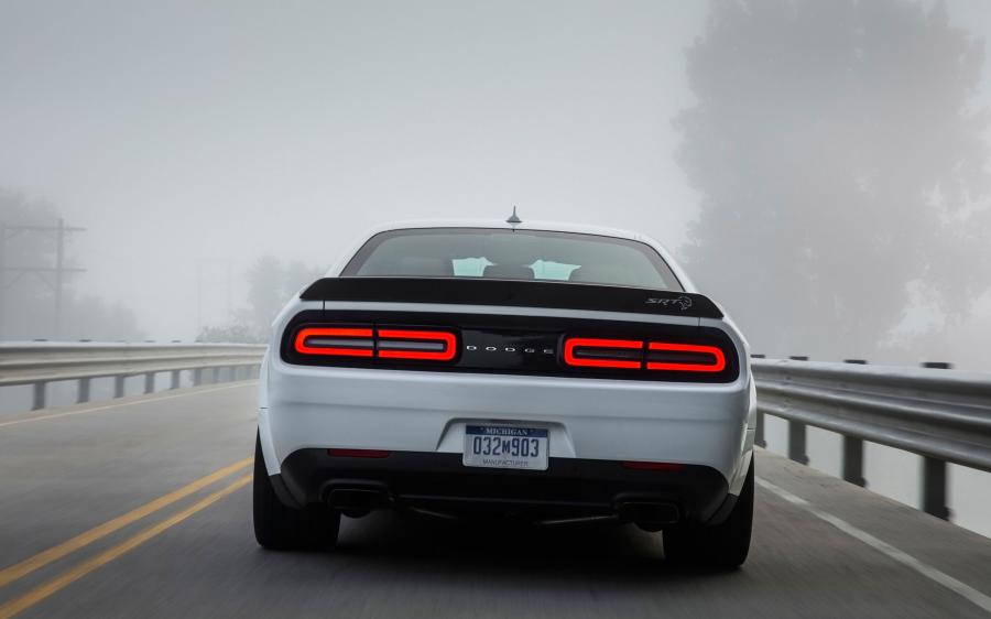  Dodge Challenger SRT Hellcat Widebody 2017 года  (фото 66 из 69)
